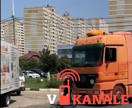 В Краснодаре фура переехала велосипедиста на улице Красных Партизан