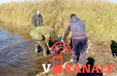 В Тюменской области из озера достали тело пропавшего мужчины