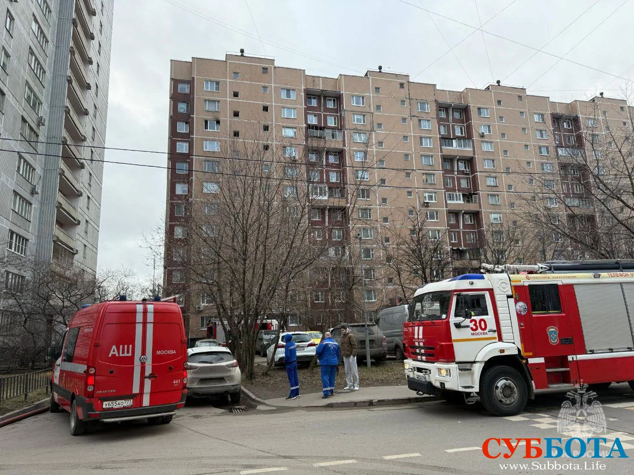 Два человека погибли при пожаре в квартире на Волжском бульваре