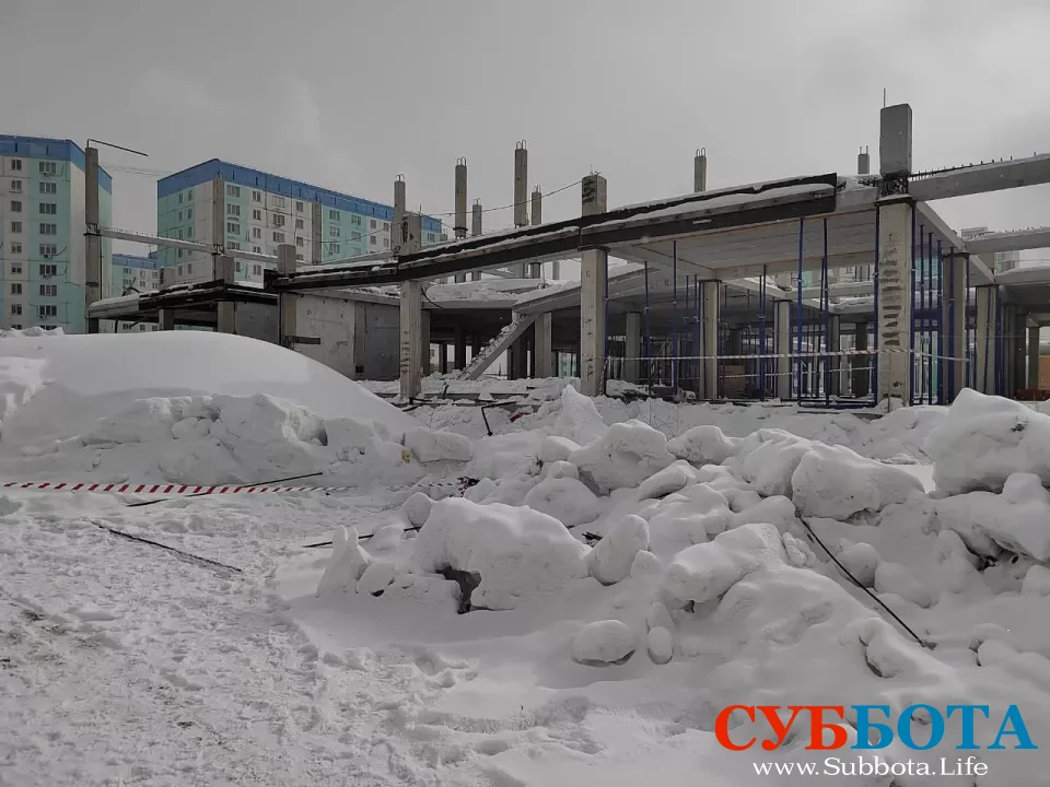 В Новосибирске двое мужчин погибли на школьной стройке